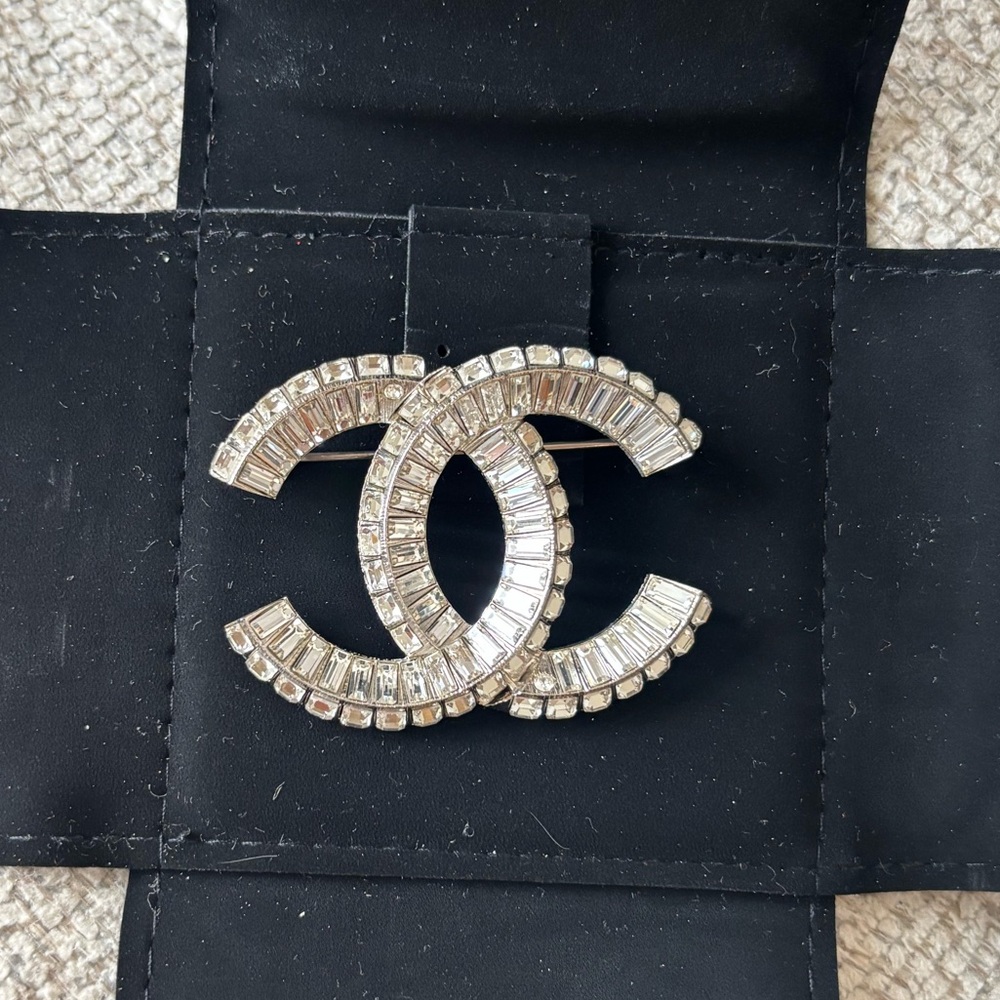 CHANEL Silver Crystal CC Logo Brooch with crystal stones